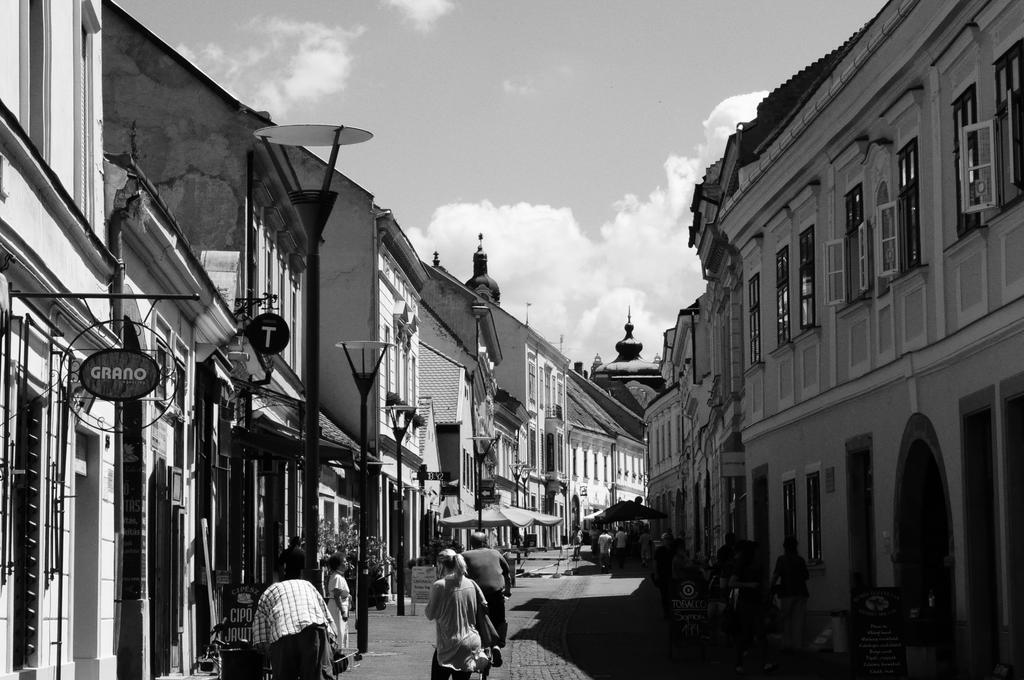 Vendégház a Három Szivarhoz Pécs Szoba fotó